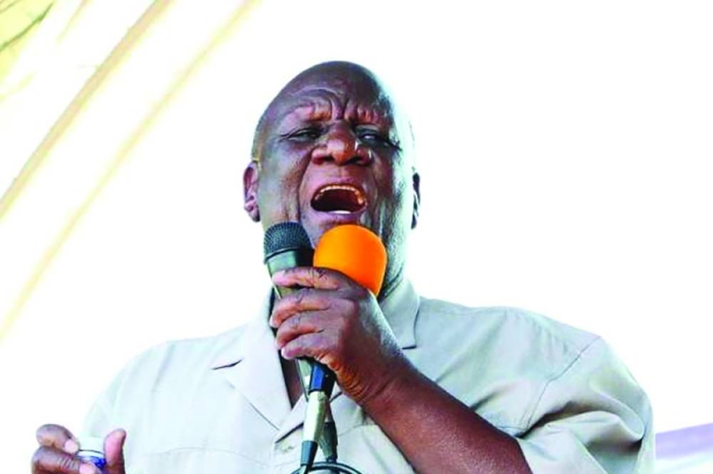 Motlatsi Molapisi 