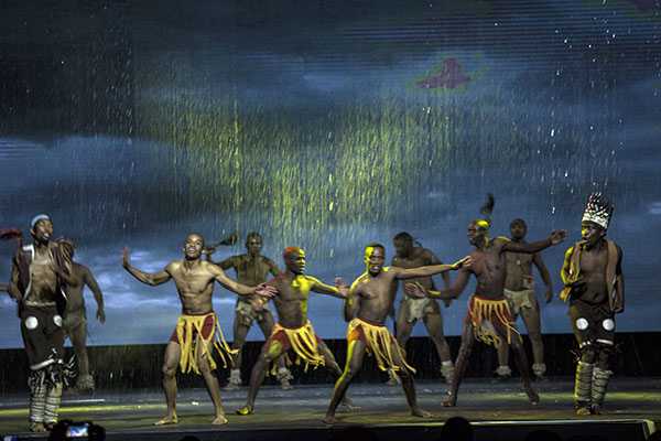 Mophato Dance Theatre in America