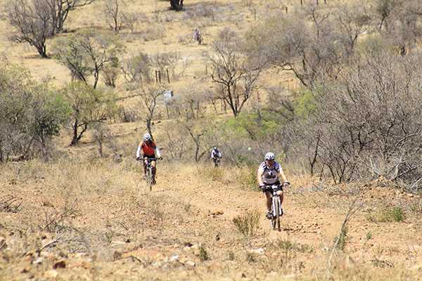 Super Sport covers Kalahari Cycle Challenge