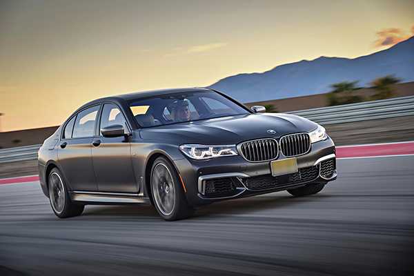 2017 BMW M760i X Drive