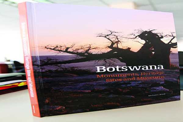 BOTSWANA MONUMENTS, HERITAGE SITES & MUSEUMS