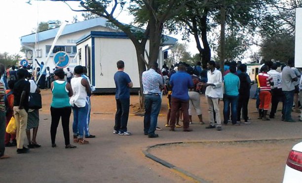 Obsolete equipment frustrates immigration efficiency