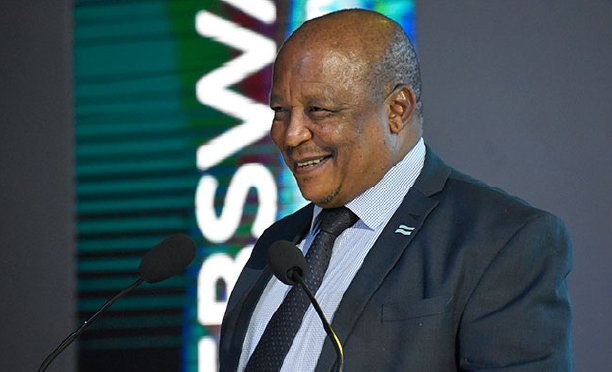 COMPETITIVE TARIFFS TO LURE GOVERNMENT TO CMB POWER